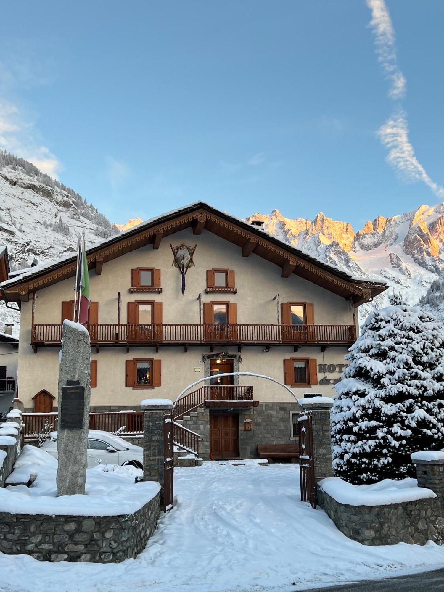 Hotel Des Glaciers Courmayeur Exterior photo