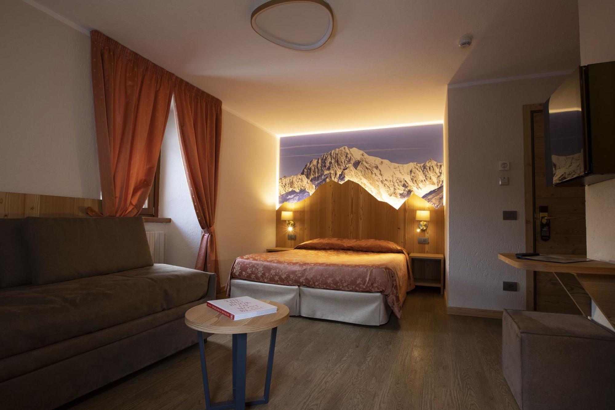 Hotel Des Glaciers Courmayeur Exterior photo
