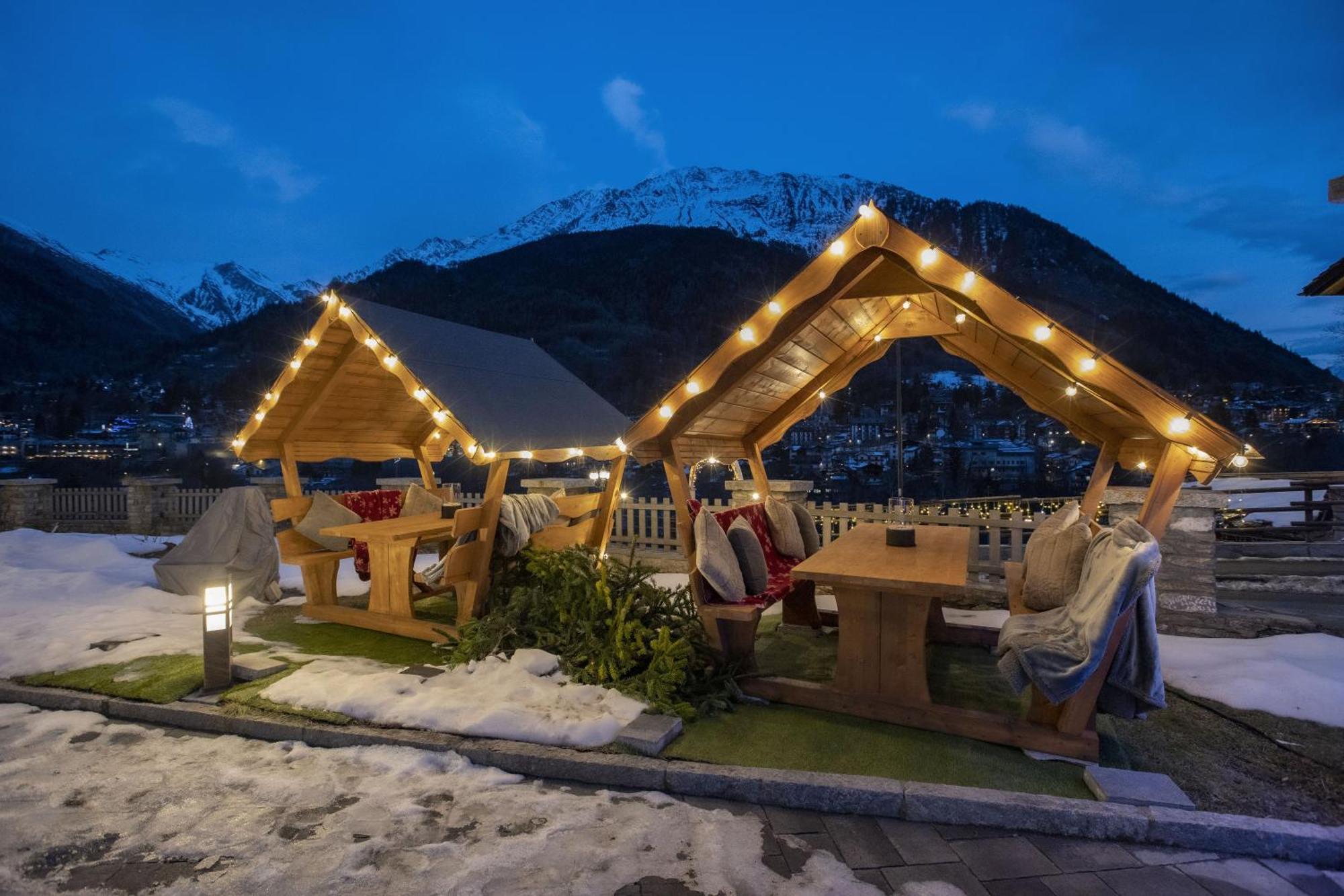 Hotel Des Glaciers Courmayeur Exterior photo
